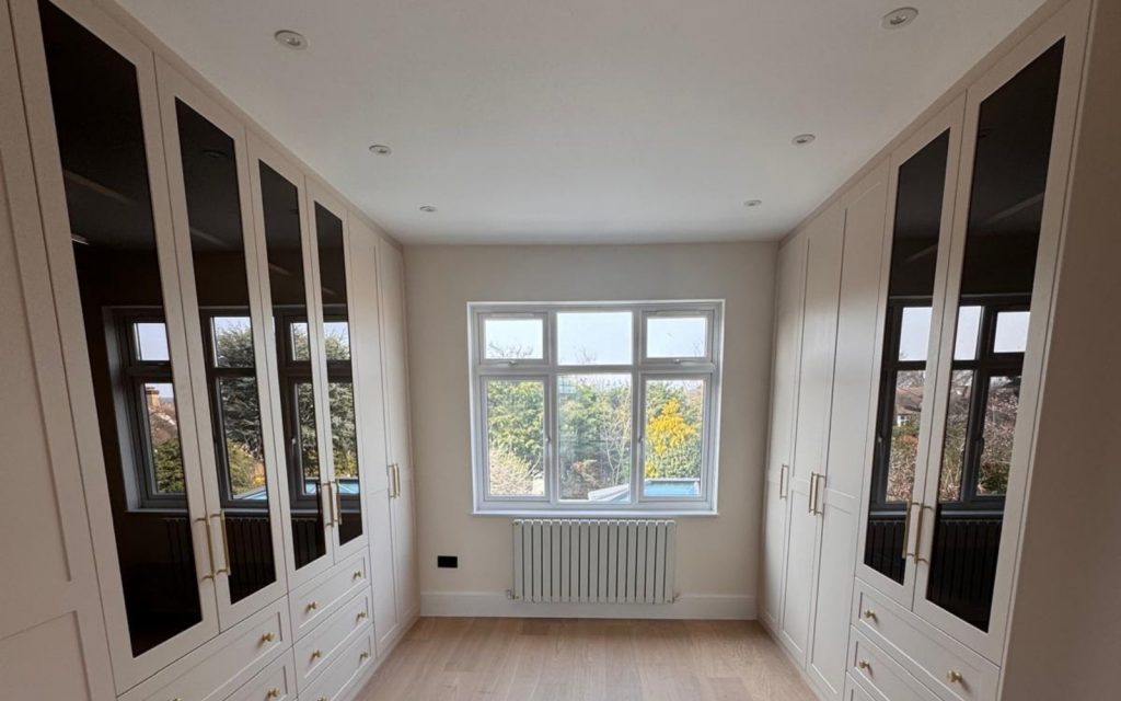 Walk-in Wardrobe Room with Mirrored Cabinet Doors