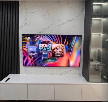 Modern Living Room TV Unit - Dreamline Interiors